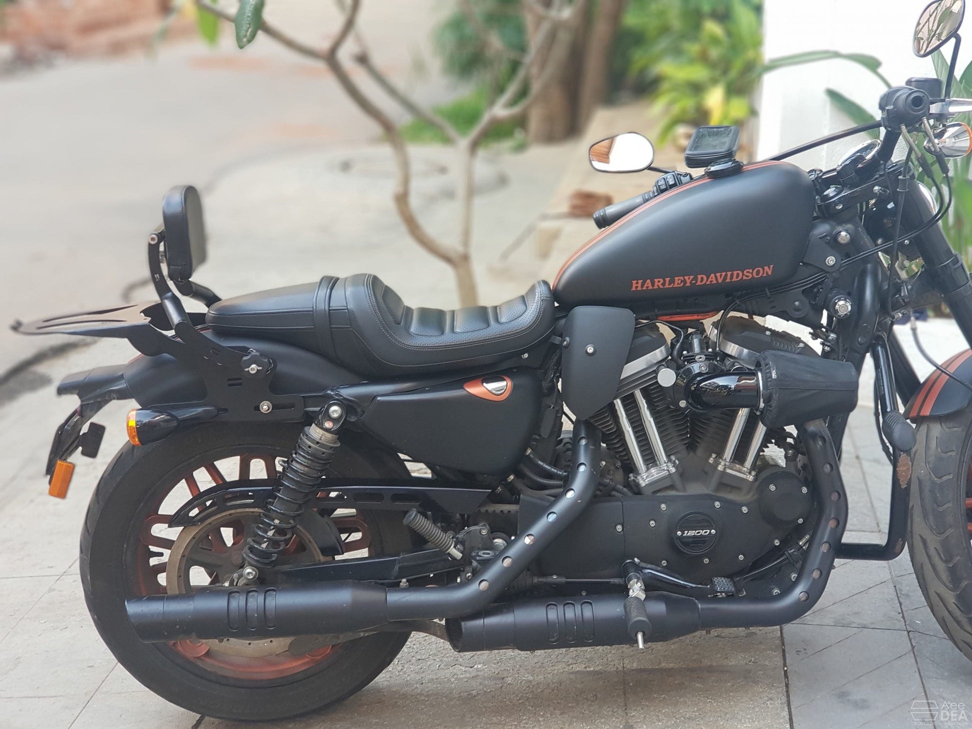 Roadster 1200 – Heat Deflectors