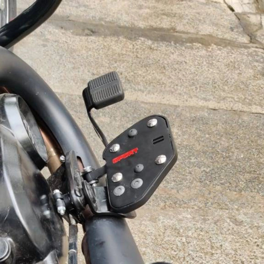 Side view of the installed motorcycle rider footboard and its mounting position