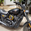 Close-up of the raised fuel tank and mounting position on a Harley-Davidson Street 750