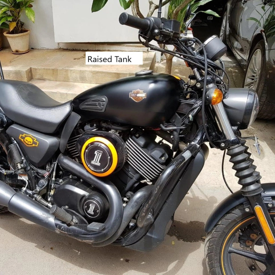 Close-up of the raised fuel tank and mounting position on a Harley-Davidson Street 750