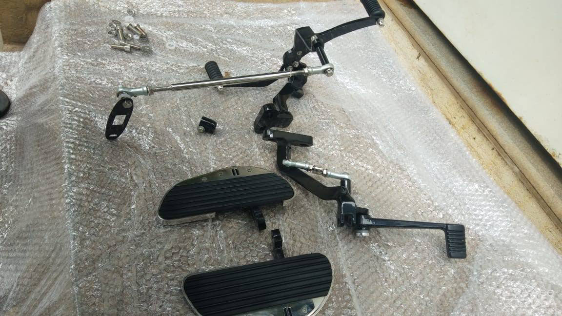 Low Rider- Forward Foot Control Kit