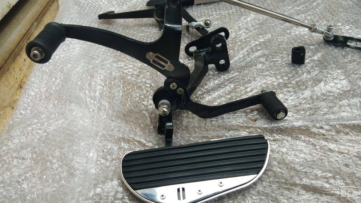 Street Bob 2018 – Forward Foot Control Kit