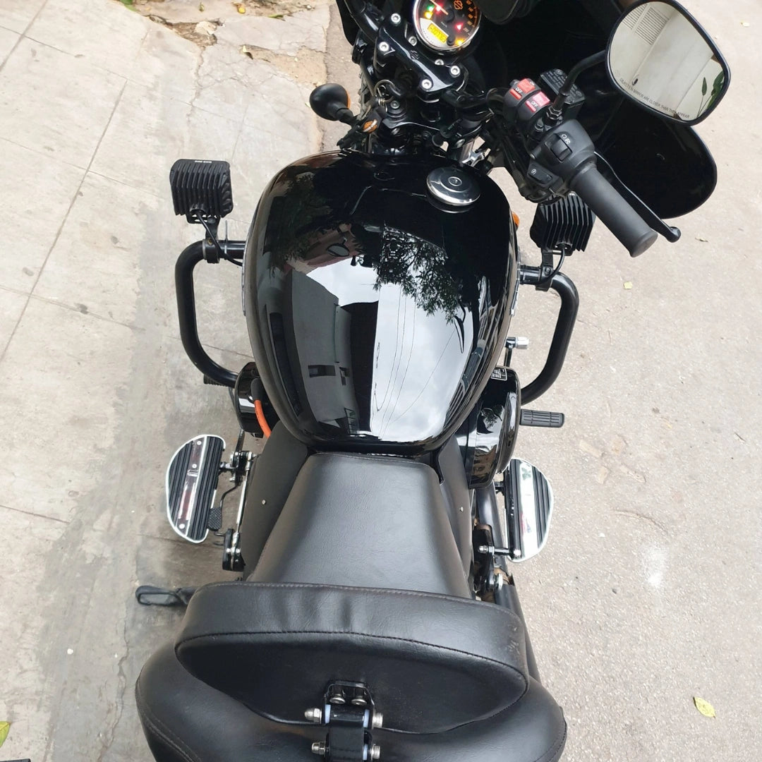 Overhead view of motorcycle showing the rider footboard arrangement