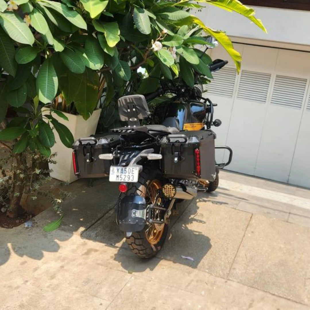 AeeDEA Rear Vikings Mudslinger installed on Royal Enfield Himalayan 450, rear view