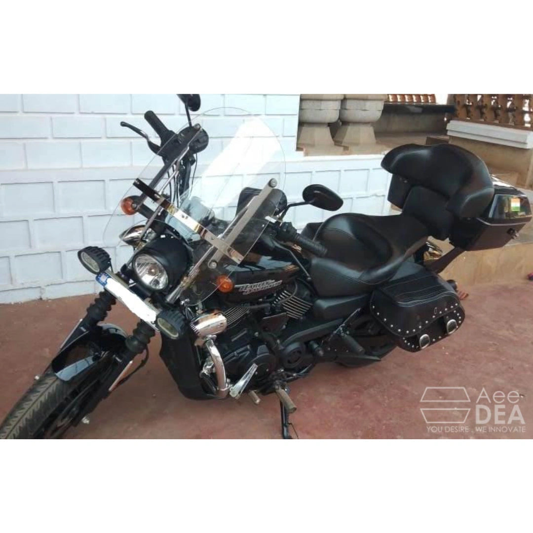 Long Haul motorcycle seat with rider backrest fitted on a motorcycle
