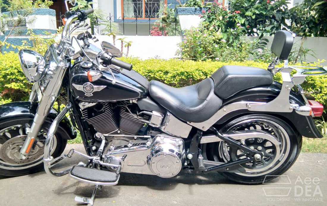 AeeDEA stout and tall pillion backrest installed on a cruiser motorcycle