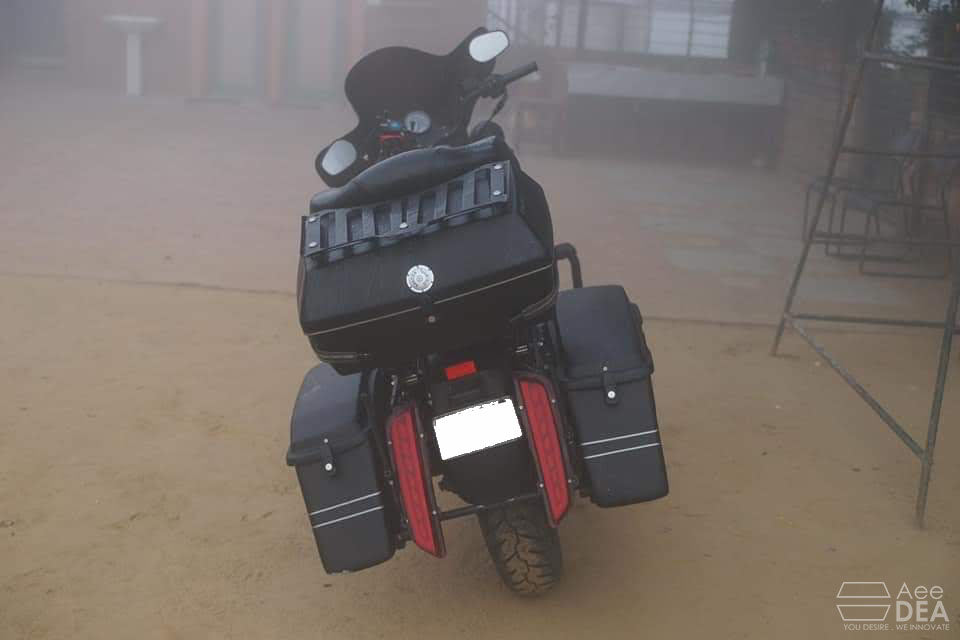 Iron 883 – Side Panniers