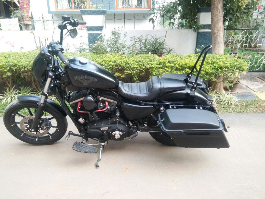 Iron 883 – Side Panniers