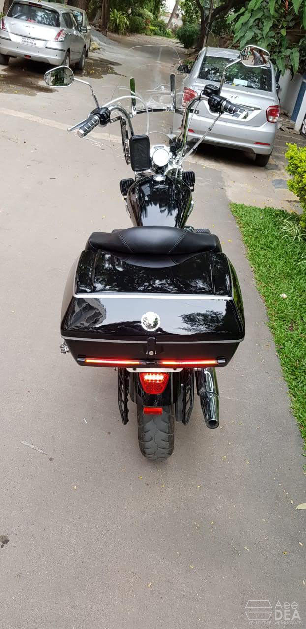 Custom 1200 – Touring Top Box