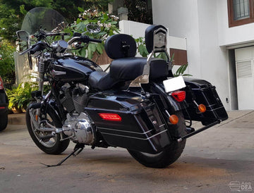 Custom 1200 – Side Panniers