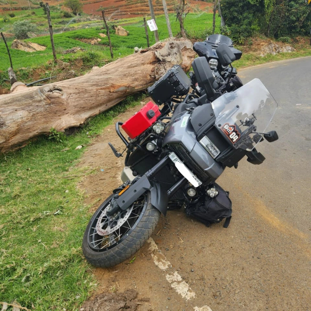 AeeDEA brush guard extenders installed on Pan America during an outdoor ride