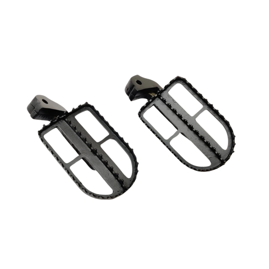 Side view of AeeDEA wide pillion footpegs with high-grip surfaces