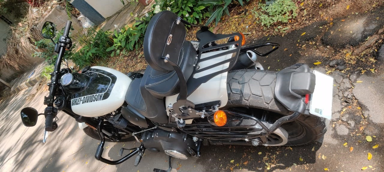 Fatbob 2018 – Rider Pillion Backrest