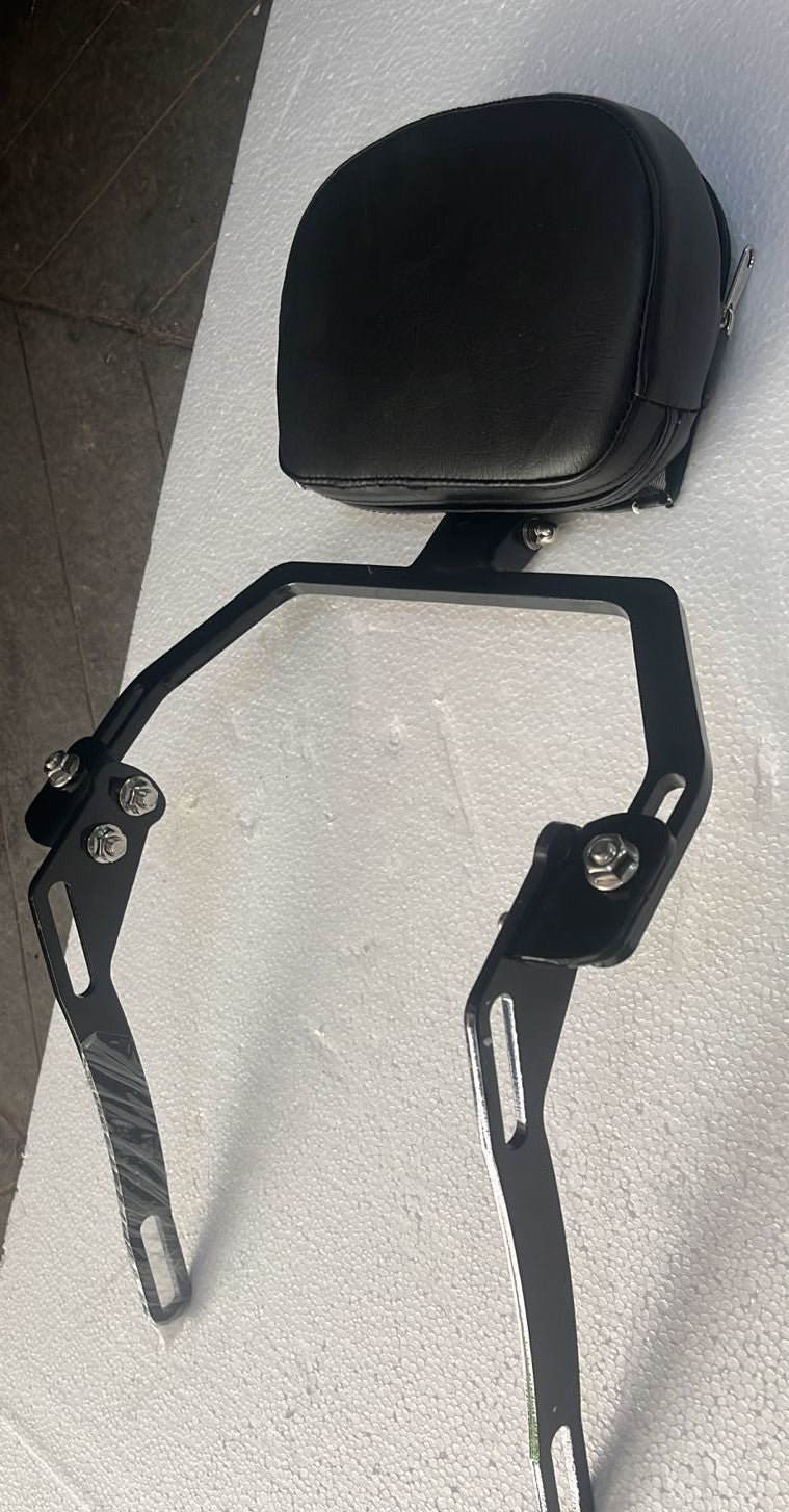 Street bob 2018- Rider Backrest (Snap on bike frame)