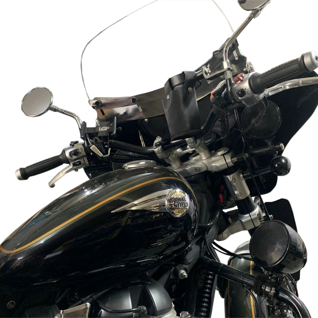 AeeDEA bottle holder installed near the handlebar on Royal Enfield Super Meteor 650