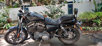 IRON 883 – Pillion Backrest – Moulded Backrest Stout and Tall