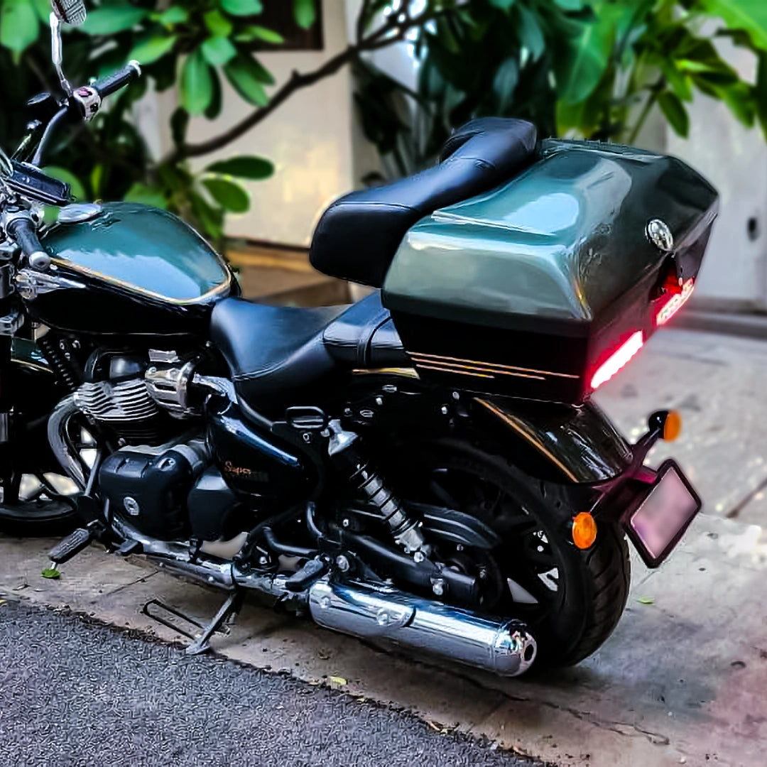 AeeDEA 54L Touring Top Box with backrest installed on Royal Enfield Super Meteor 650