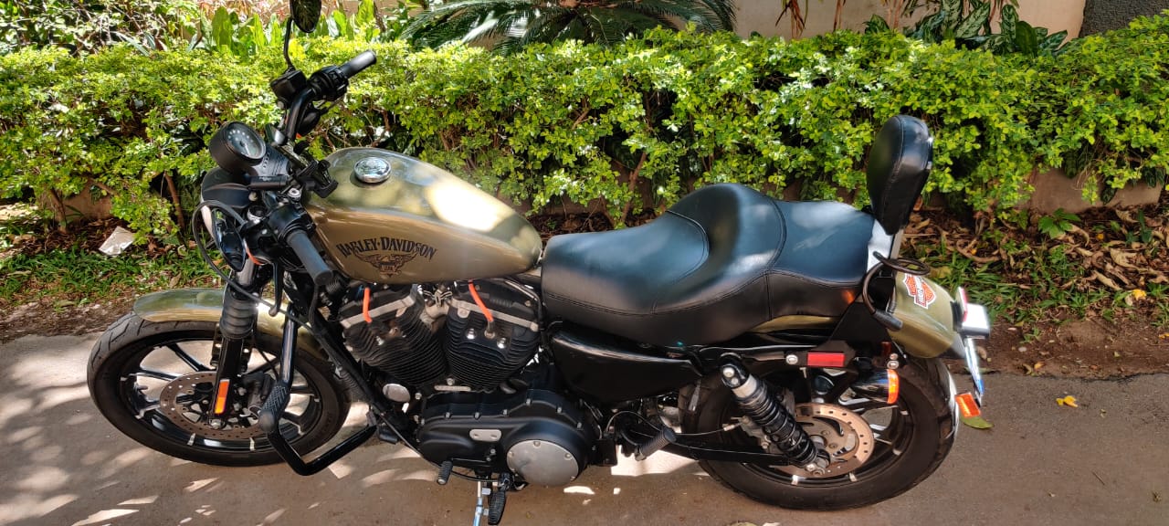 IRON 883 – Full Seat Optional Rider Backrest