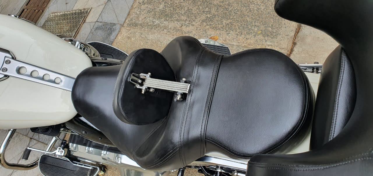Fatboy 2018 – Full Seat Optional Rider Backrest