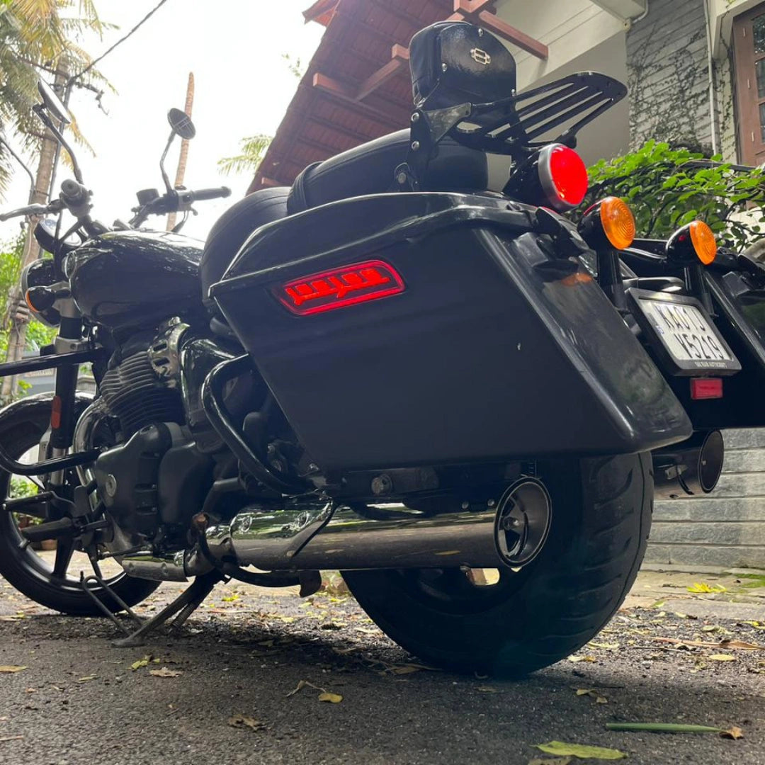 Installing AeeDEA Variable Sound Exhaust on Royal Enfield Super Meteor 650