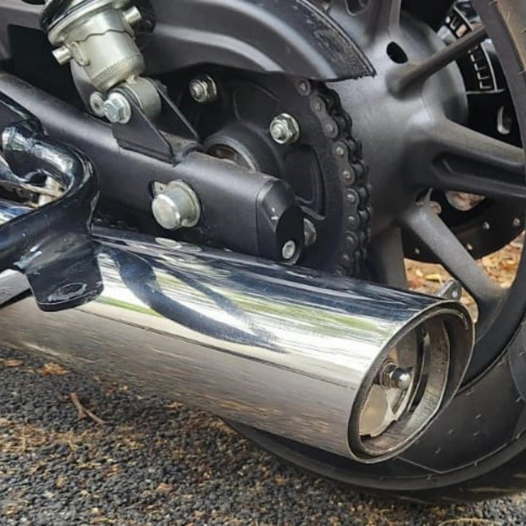 Left side installed AeeDEA Variable Sound Exhaust on Royal Enfield Super Meteor 650