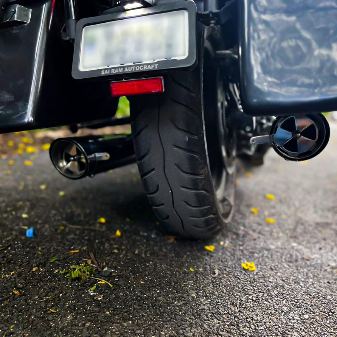 Premium muffler finish on AeeDEA Variable Sound Exhaust for Royal Enfield Super Meteor 650