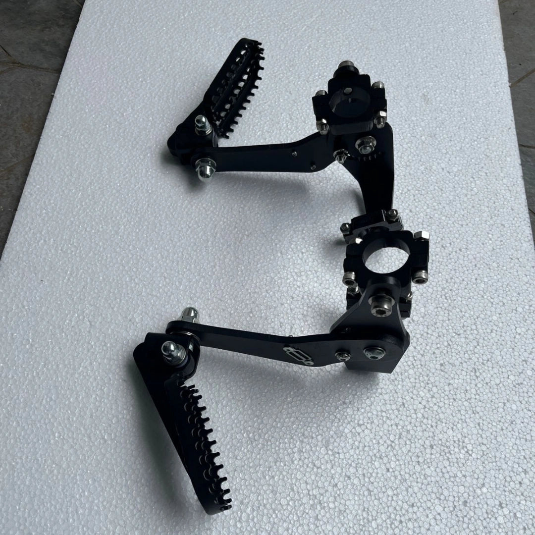 Heavy-duty steel Adjustable Highway Pegs with stainless steel grip for Super Meteor 650