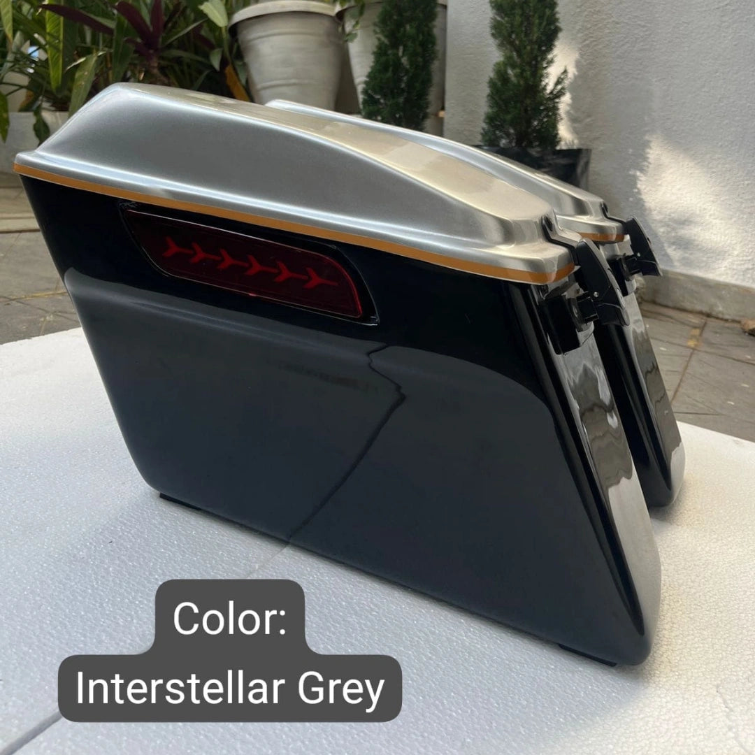 Integrated LED holders on AeeDEA Retro Side Panniers for Super Meteor 650
