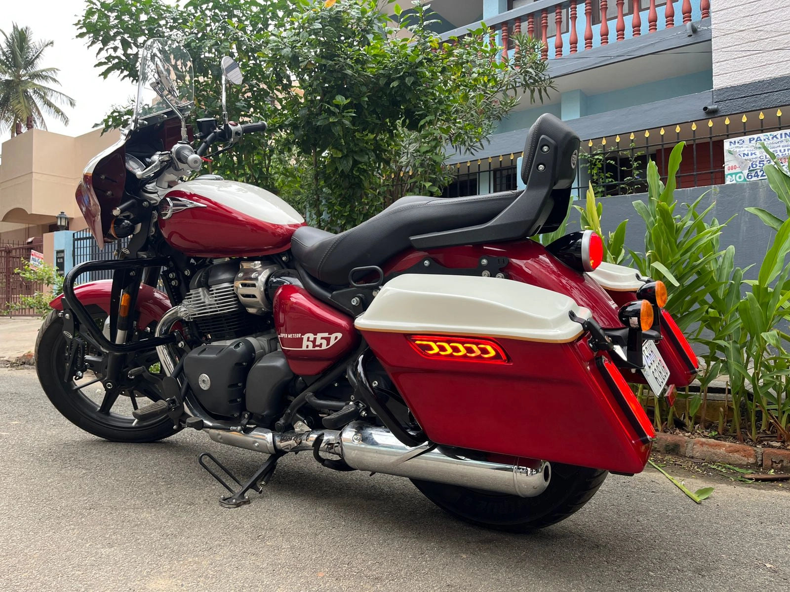 Royal Enfield Super Meteor 650 with Retro Side Panniers during touring ride