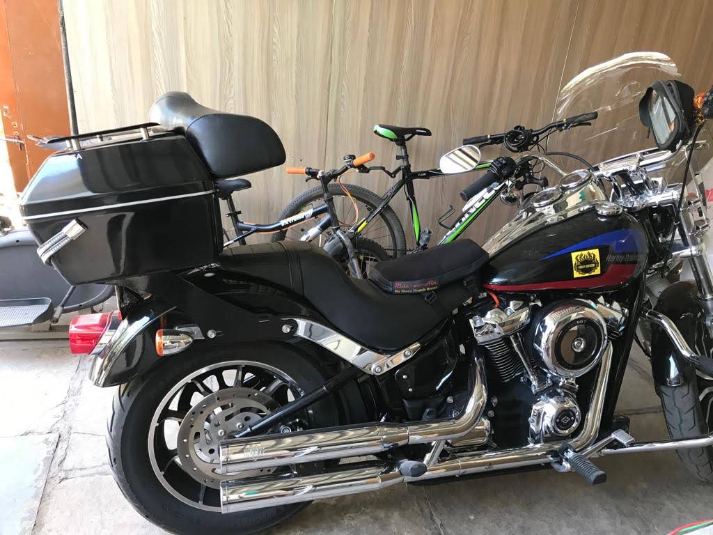 Low Rider – Touring Top Box