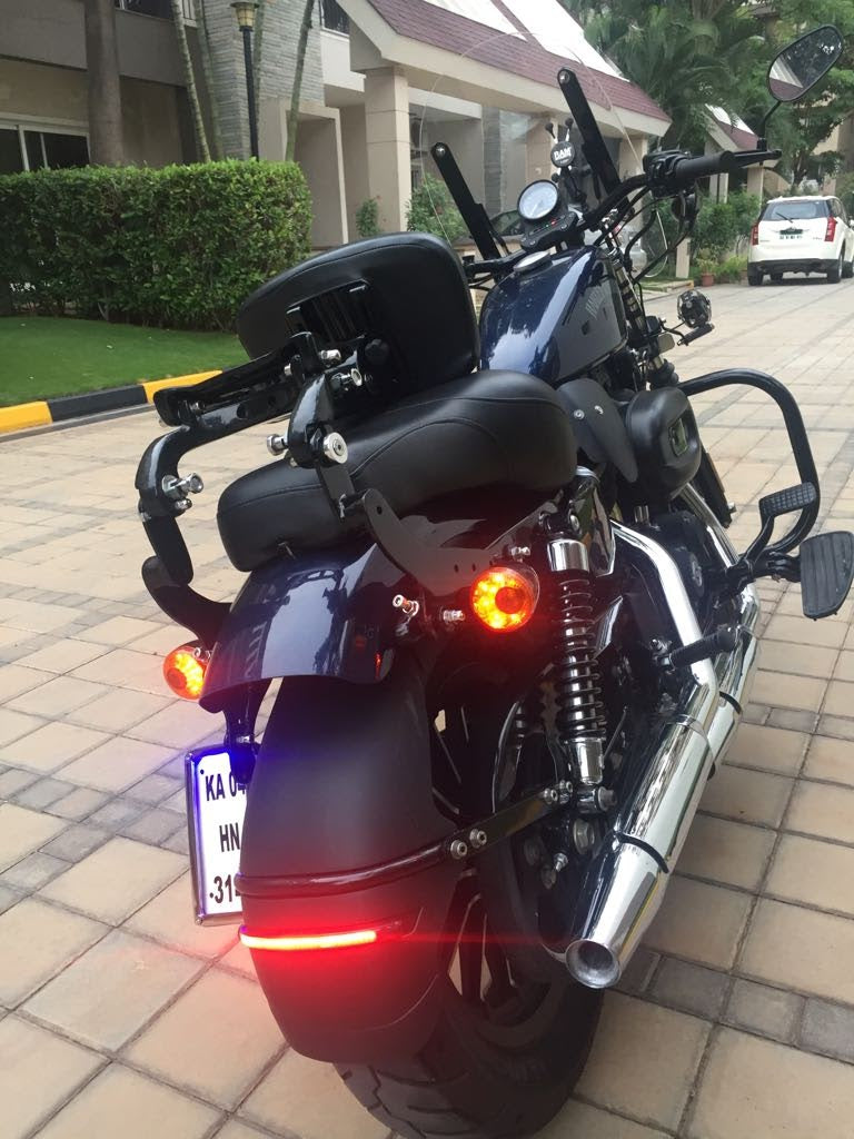 Iron 883 – Fully Adjustable Windshield – Split Tall Type